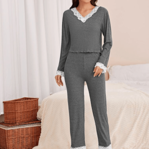 Weekends-lounge-pj-set-25-min-e1606830104248